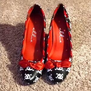 Women's heels size 10